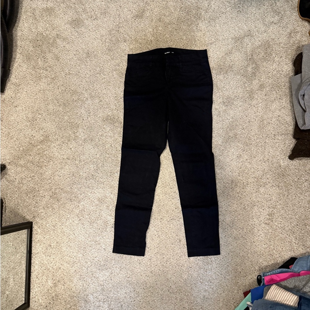 Old Navy Women's Black Ankle Cropped Pants
